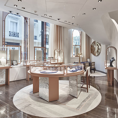 查询FRED斐登线下实体精品店